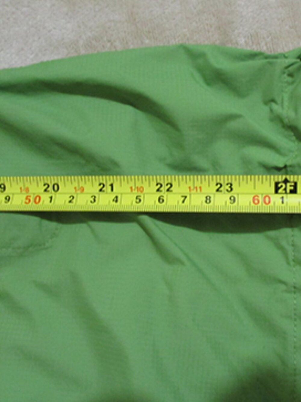 The North Face Women's Light Weight Rain Jacket HyVent DT - Size XL (H0119) - Picture 4 of 6